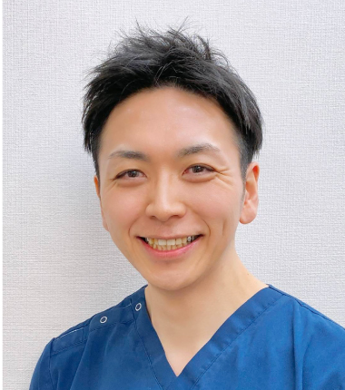池袋院 院長 川井 啓太 写真